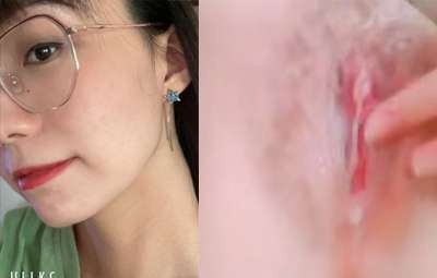 Gái Múp Thủ Dâm Ra Nước Móc Bướm Nhiều Lông Miệng Rên Rỉ